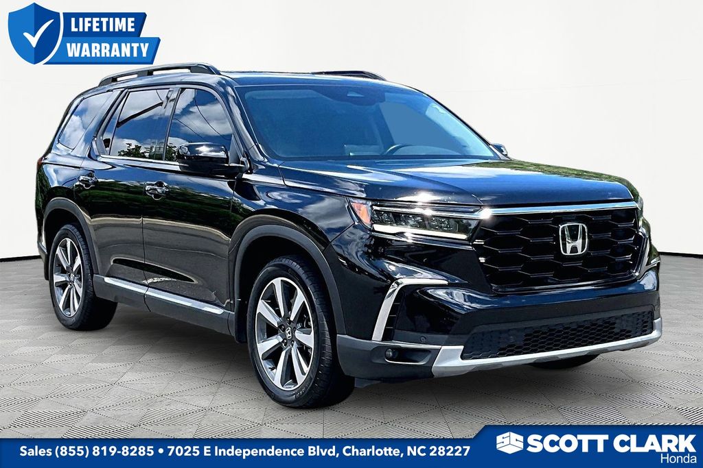 2025 Honda Pilot Touring