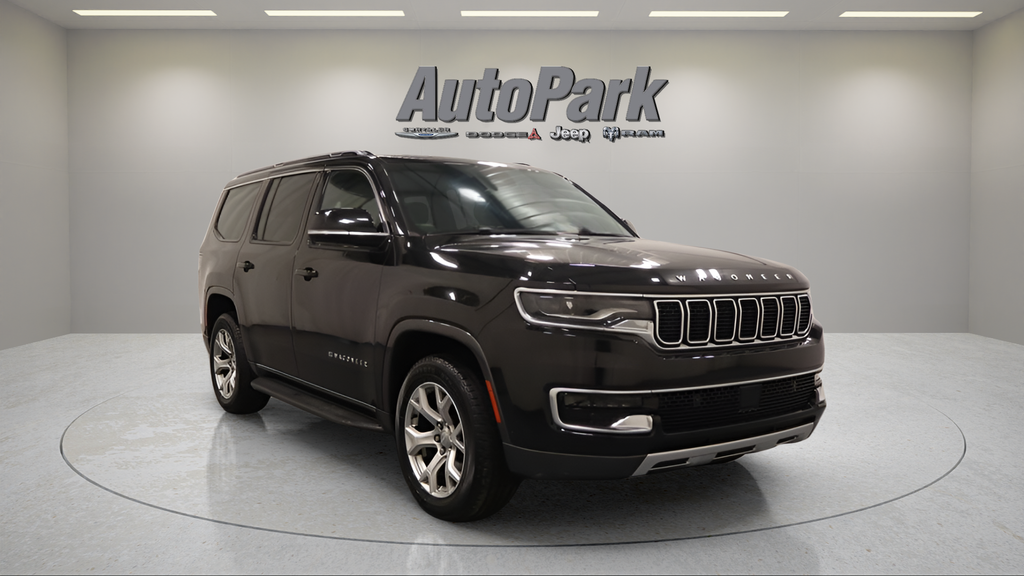 Diamond Black Crystal Pearlcoat 2022 Jeep Wagoneer Series II 4WD SUV / Crossover Four-Wheel Drive 8-Speed Automatic