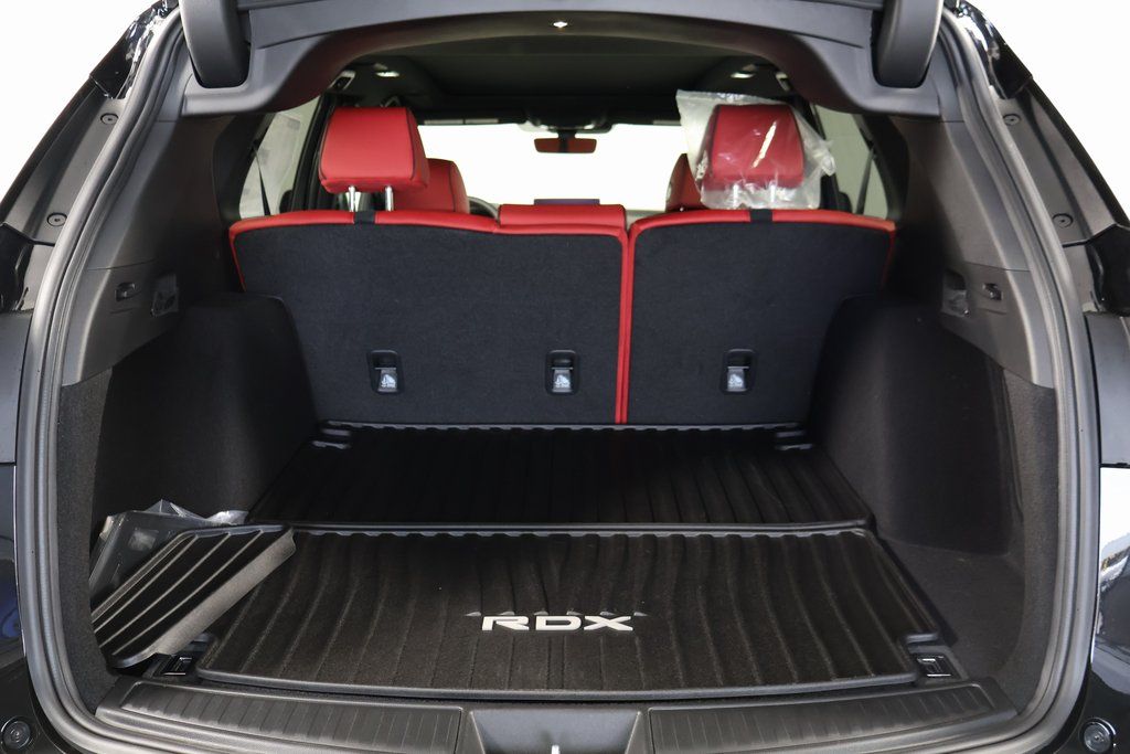 Thumbnail: 2025 Acura RDX - 8