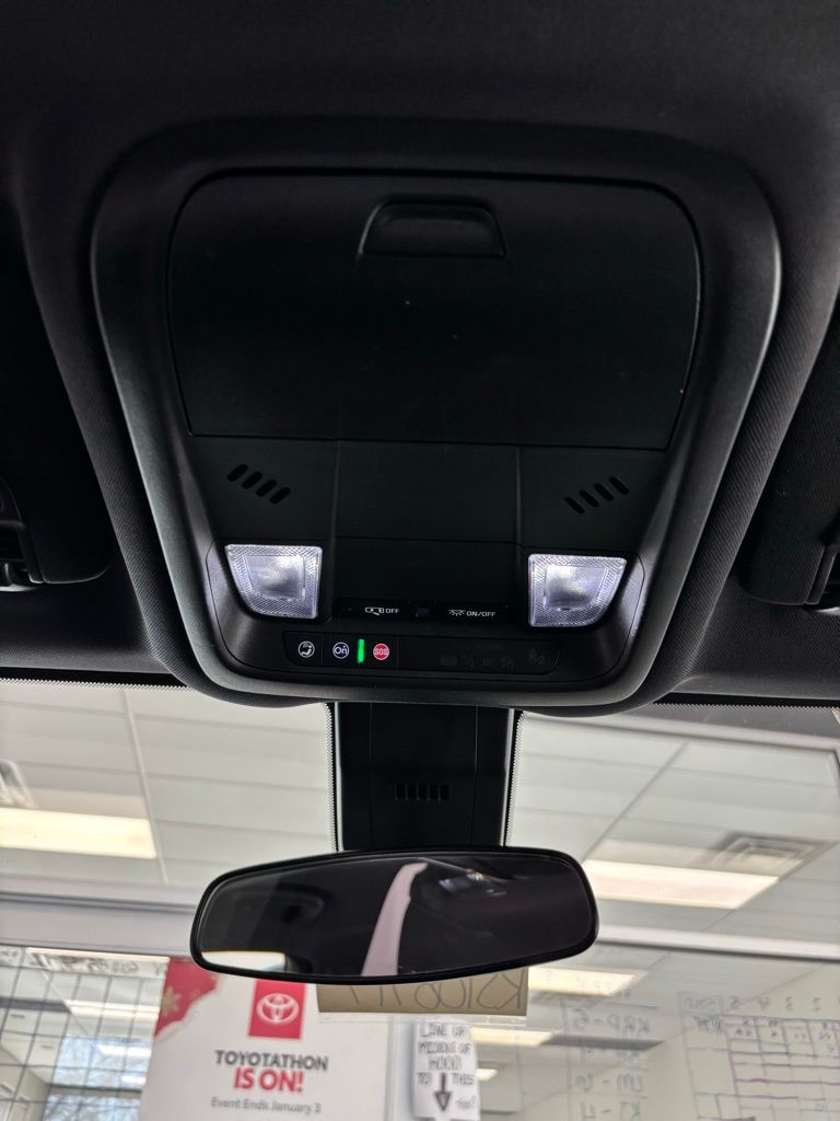 Used 2024 Chevrolet Equinox SUV