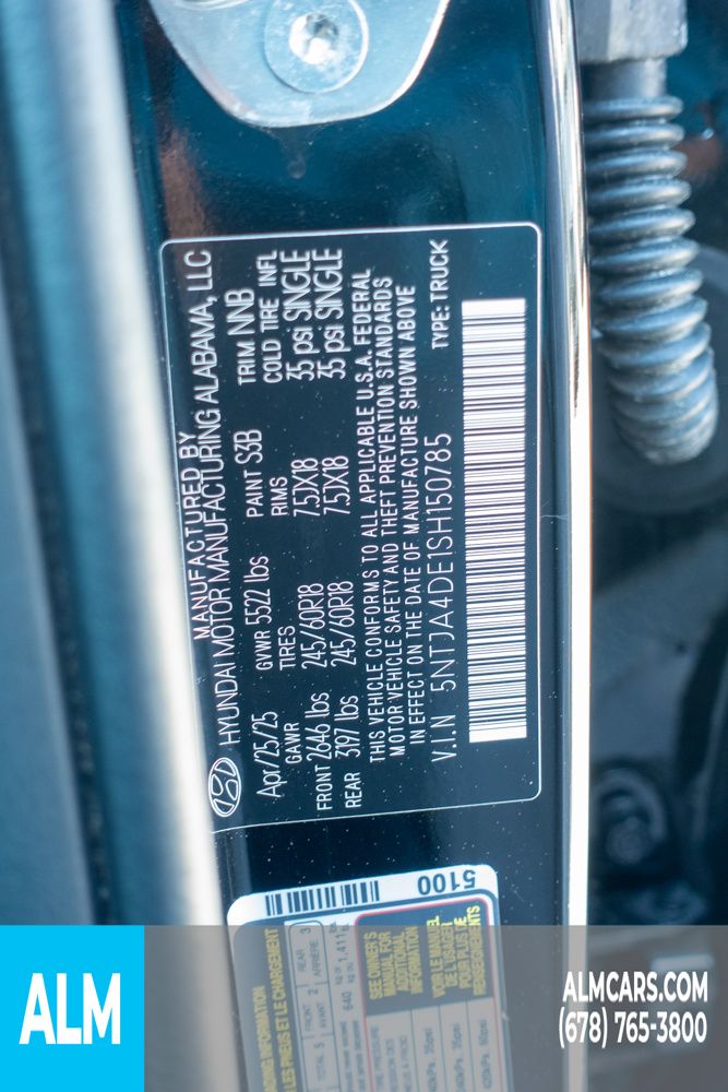 Used 2025 Black Hyundai SE image 41