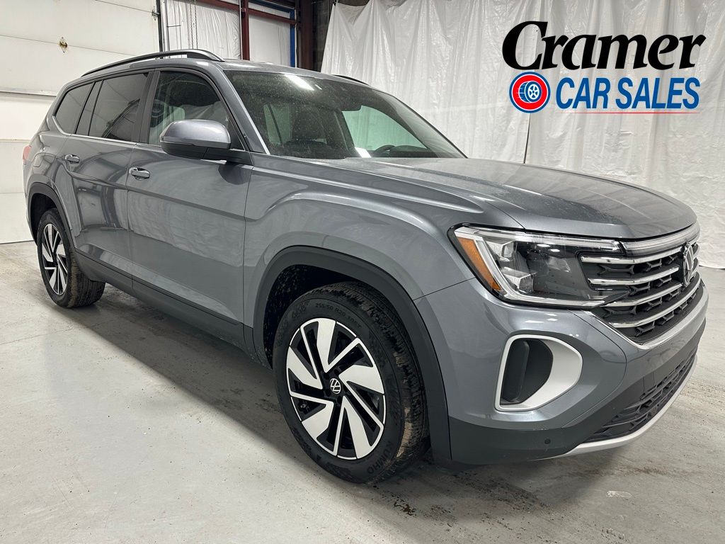 Platinum Gray Metallic 2025 Volkswagen Atlas SE 4Motion with Technology SUV / Crossover All-Wheel Drive 8-Speed Automatic