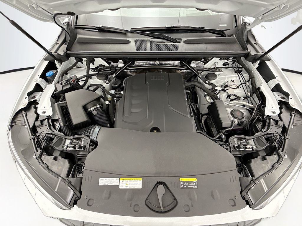 Thumbnail: 2025 Audi Q5 - 29