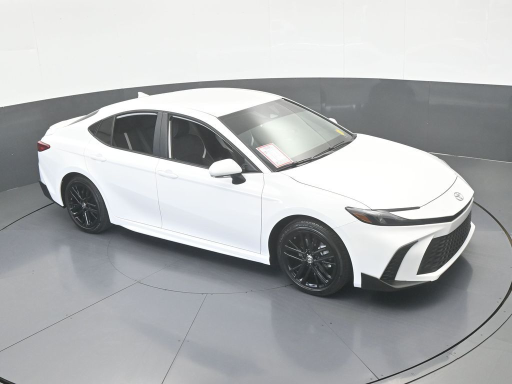 Used 2026 Wind Chill Pearl Toyota SE image 54