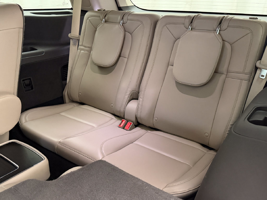 Thumbnail: 2021 Lincoln Aviator - 18