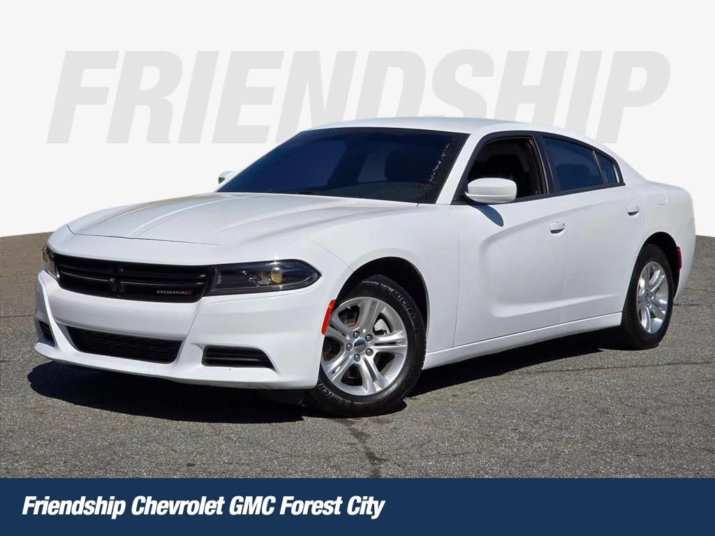 White Knuckle Clearcoat 2022 Dodge Charger SXT RWD Sedan Rear-Wheel Drive 8-Speed Automatic