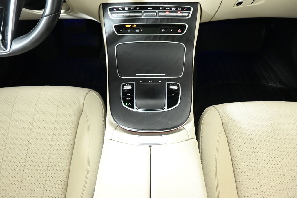 Thumbnail: 2023 Mercedes-Benz E-Class - 25