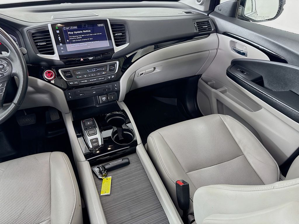Used Car 2016 Honda Pilot  Elite For Sale Under $20,000 In Austin, Texas