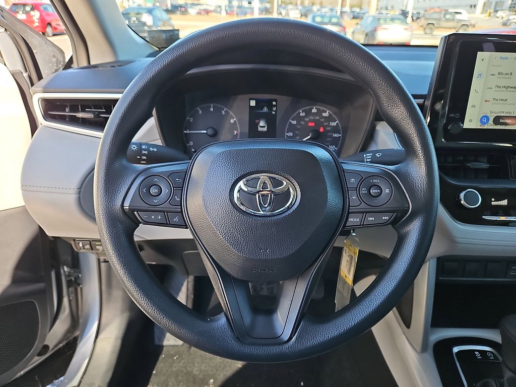 Thumbnail: 2025 Toyota Corolla Cross - 16