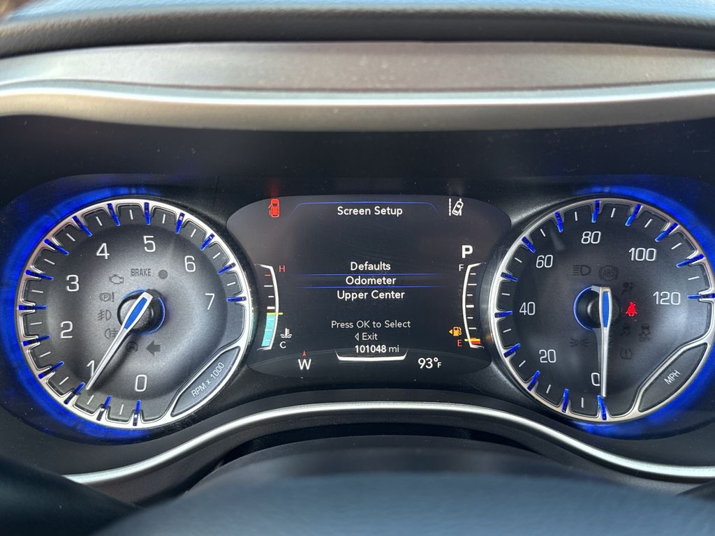 Used 2022 Chrysler Pacifica Van