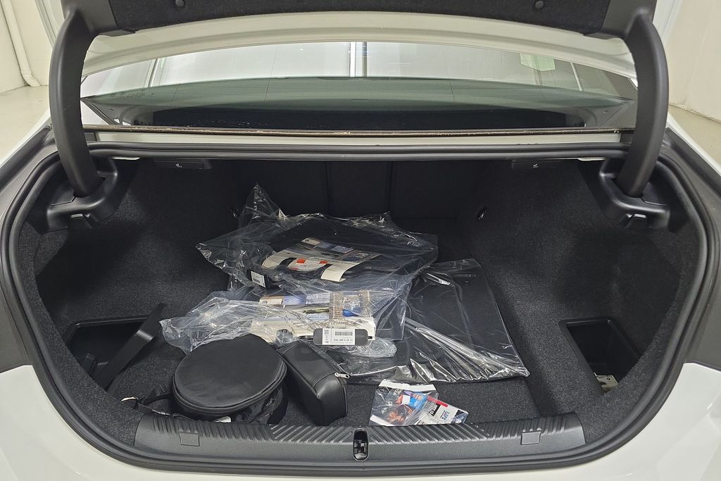 2026 BMW 5 Series 530i - Photo 29