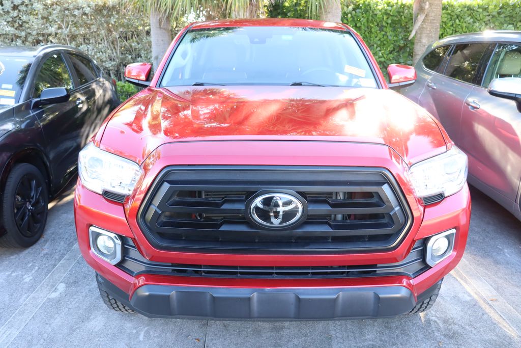 Thumbnail: 2021 Toyota Tacoma - 5