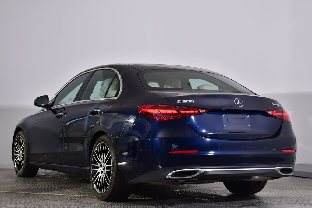 Thumbnail: 2022 Mercedes-Benz C-Class - 3
