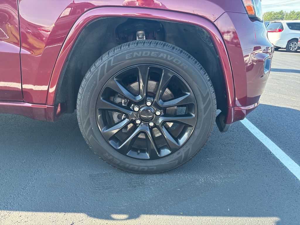 2021 Jeep Grand Cherokee Laredo X - 8