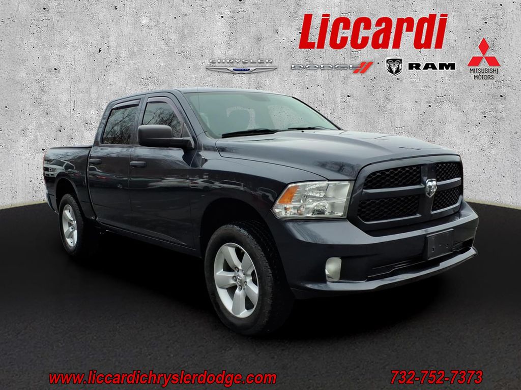 2014 RAM 1500 Express Crew Cab 4WD