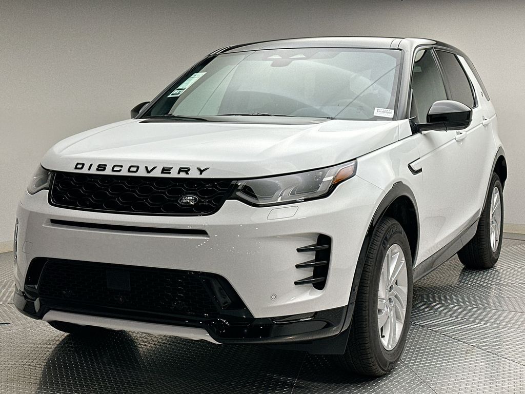 2025 Land Rover Discovery Sport SE -
                Paramus, NJ