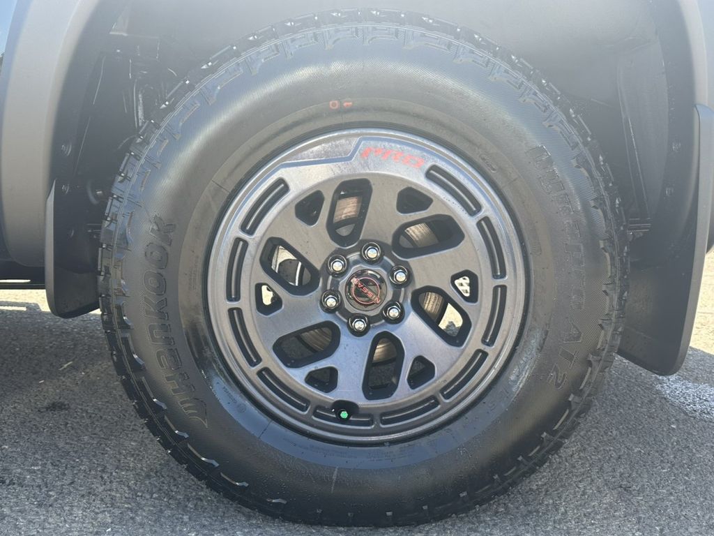 2025 Nissan Frontier PRO-4X