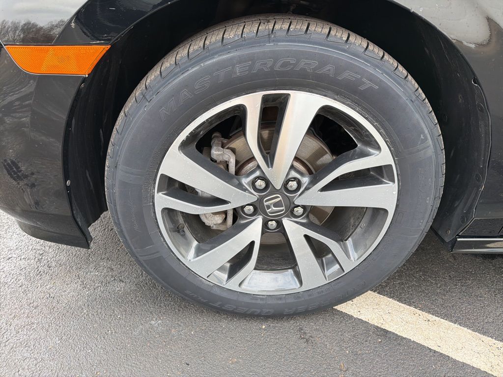 Thumbnail: 2023 Honda Odyssey - 10