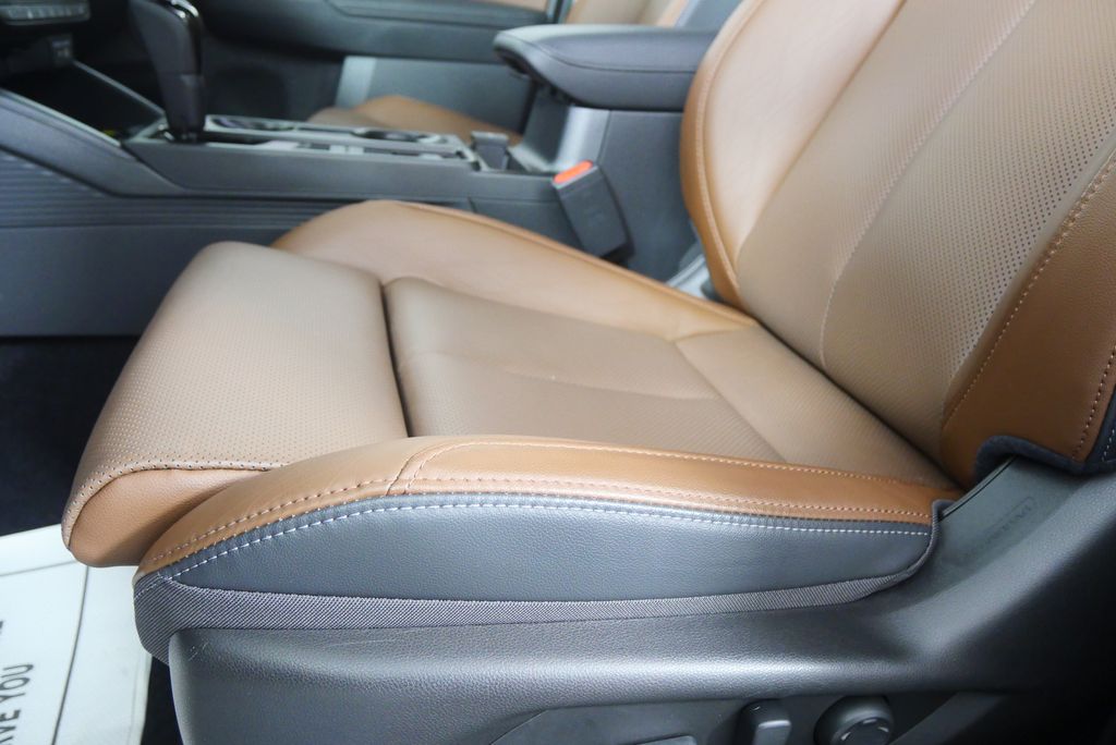 Thumbnail: 2026 Subaru Outback - 10