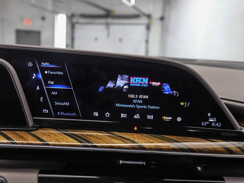 2022 Cadillac Escalade Sport Platinum 18