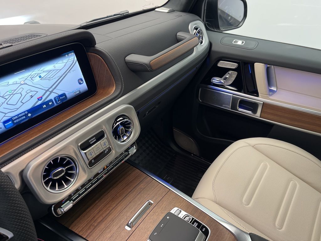Thumbnail: 2025 Mercedes-Benz G-Class - 22