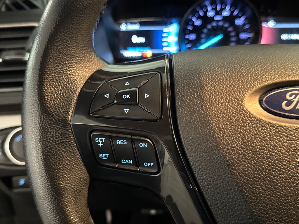 Certified Used 2018 Blue Ford XLT image 19