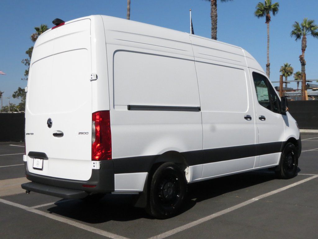 2025 Mercedes-Benz Sprinter 2500 2