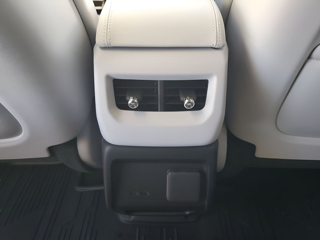 New 2026  Cadillac Sport image 21