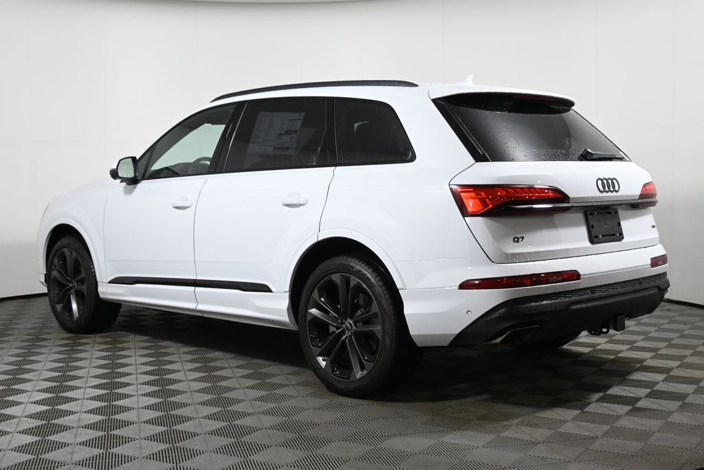 2025 Audi Q7  5