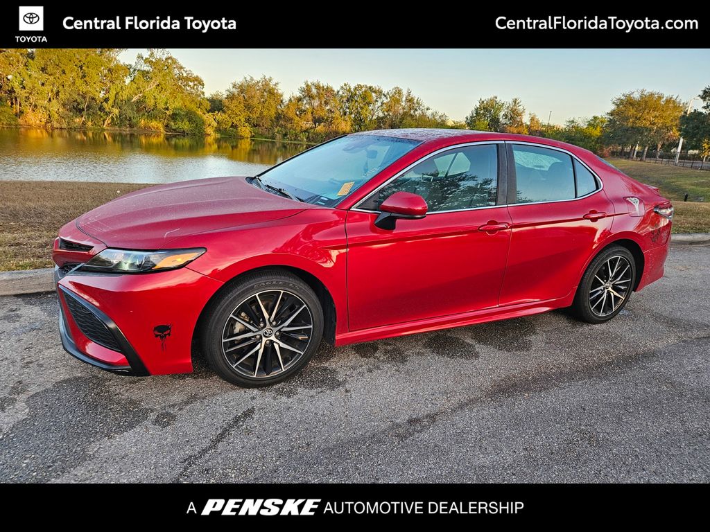 2021 Toyota Camry SE -
                Orlando, FL