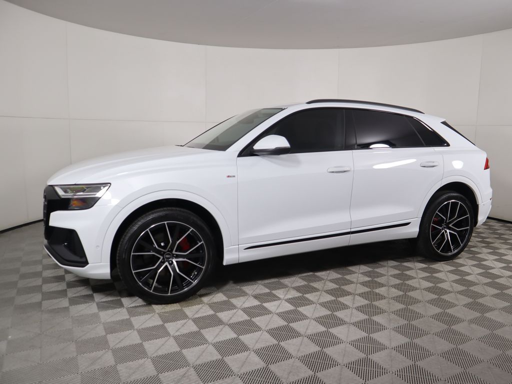 Thumbnail: 2022 Audi Q8 - 8