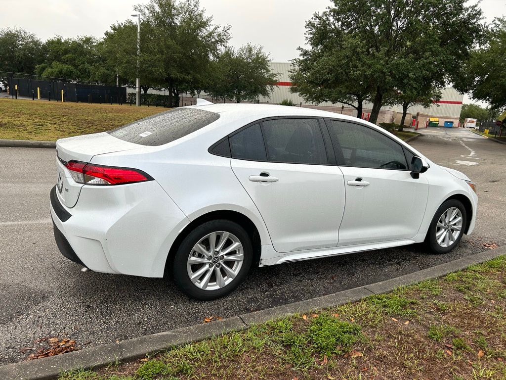 2023 Toyota Corolla LE 4