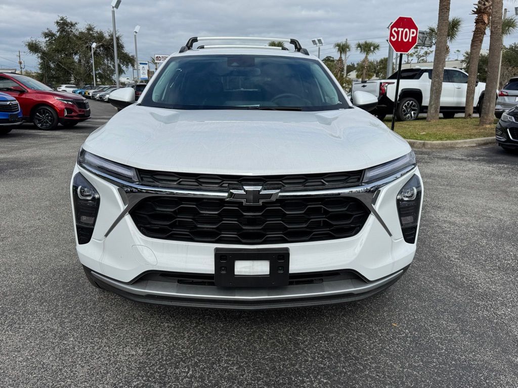 2025 Chevrolet Trax LT 3