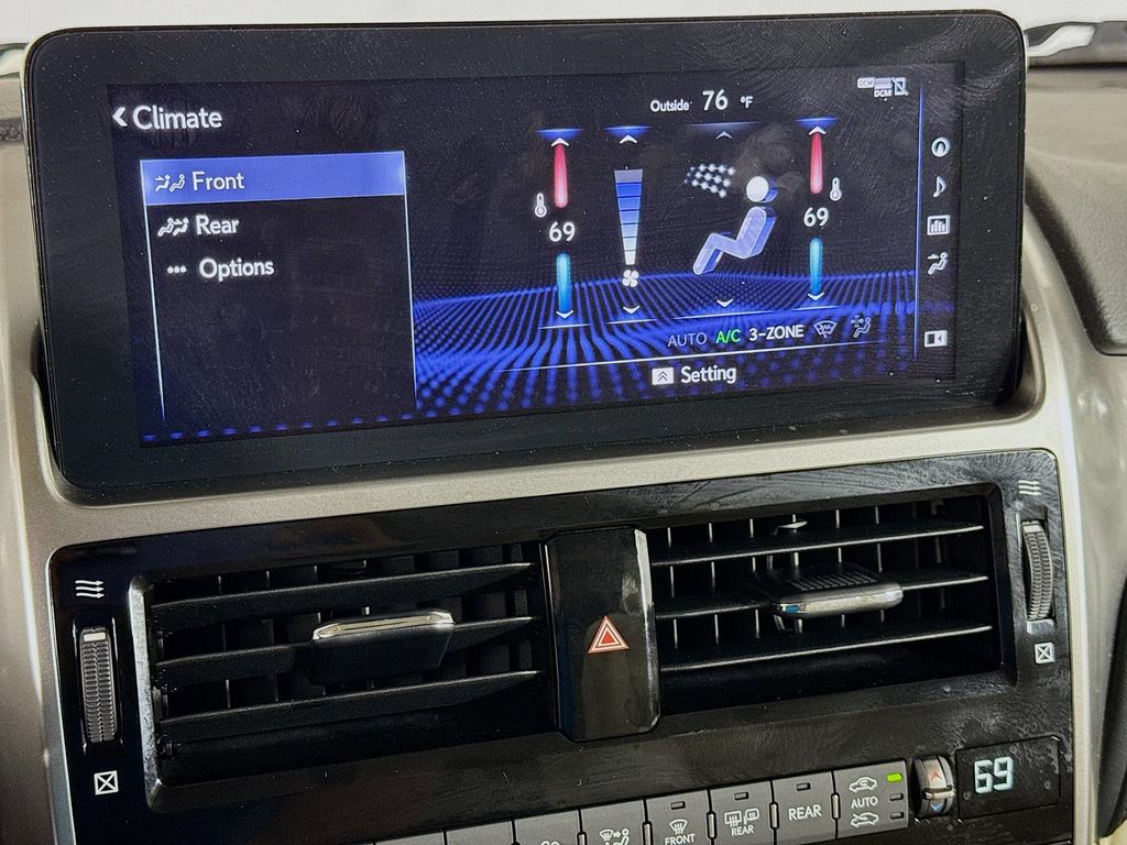Thumbnail: 2022 Lexus GX - 16