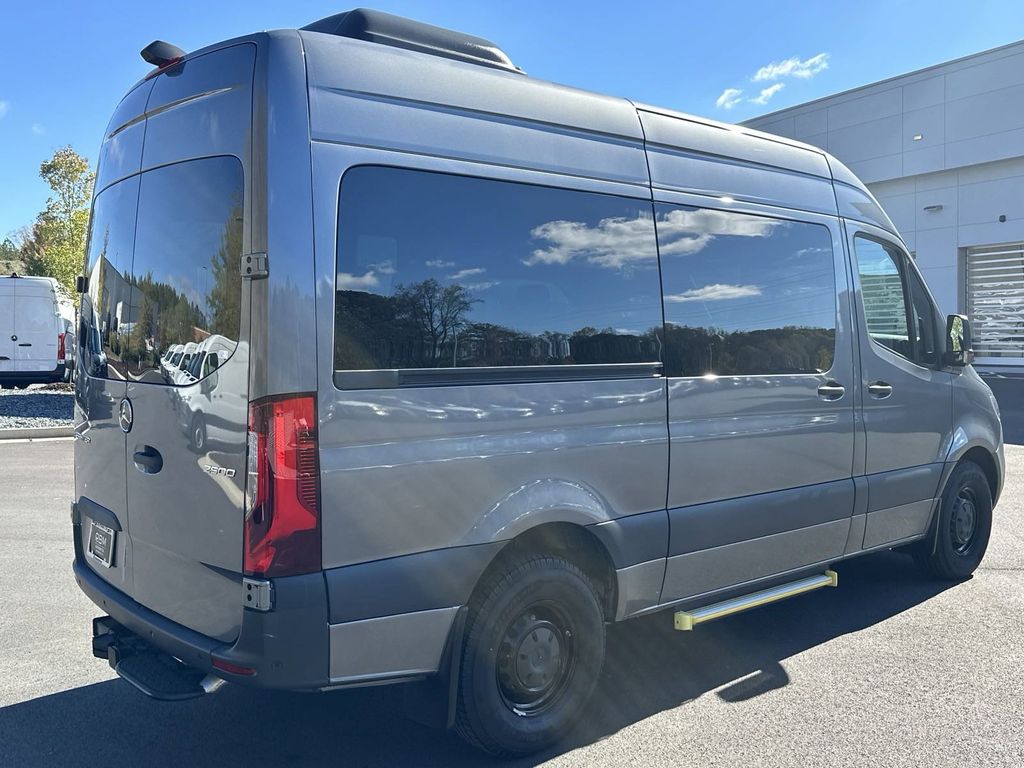 2023 Mercedes-Benz Sprinter 2500 Passenger 144 WB 7