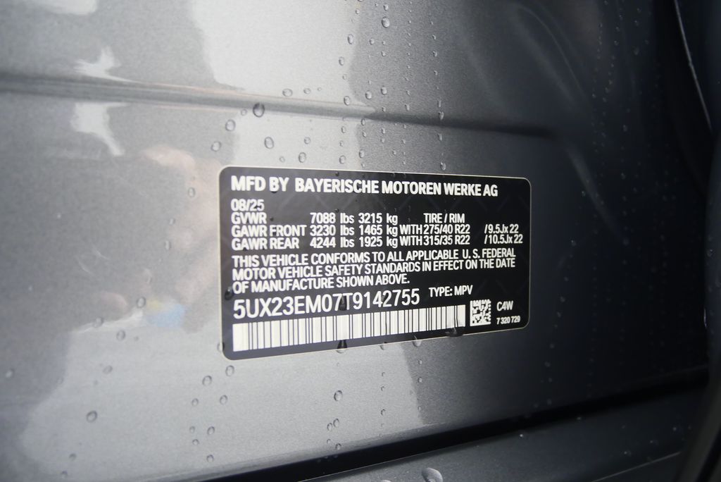 Thumbnail: 2026 BMW X7 - 27