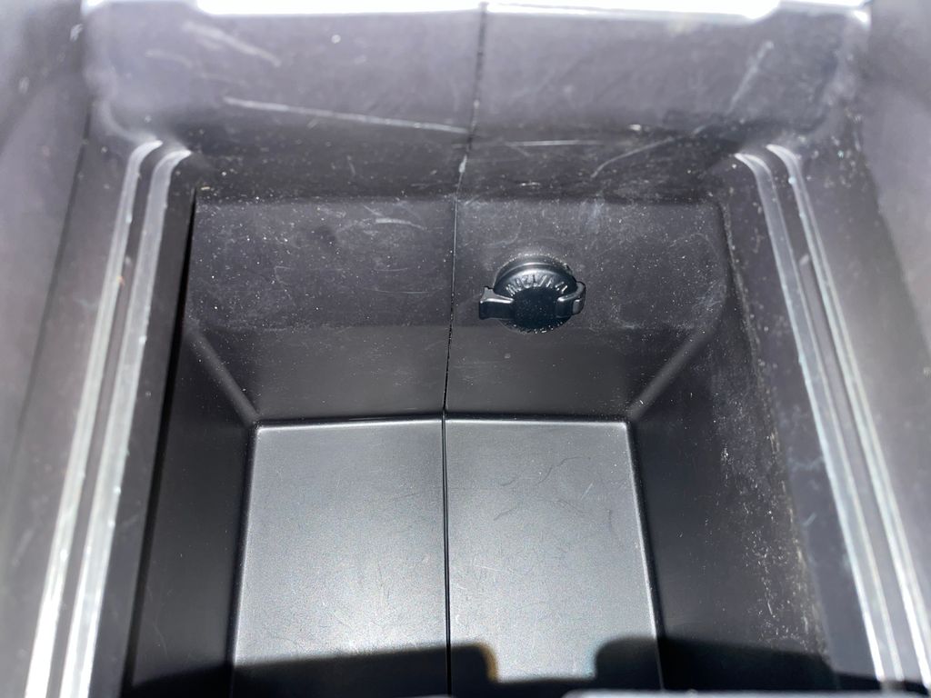 Thumbnail: 2023 Toyota Highlander - 30