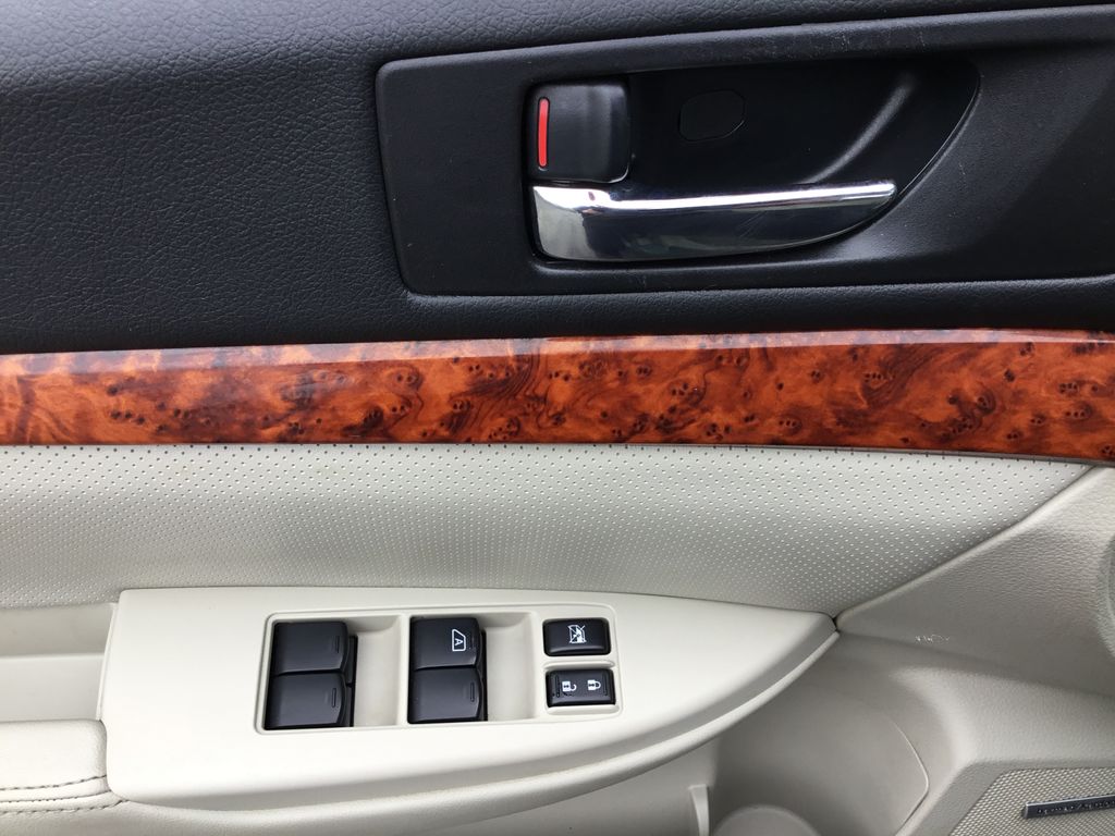 Thumbnail: 2012 Subaru Outback - 19