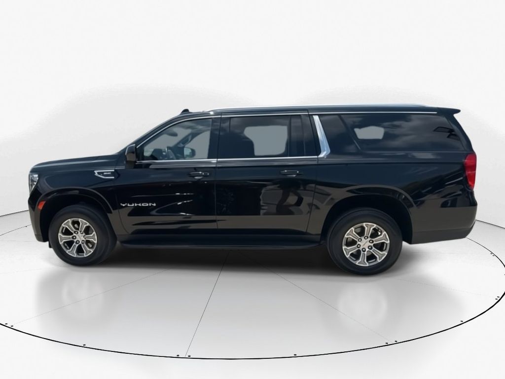 2022 Onyx Black GMC Yukon XL SLE 4X4 SUV
