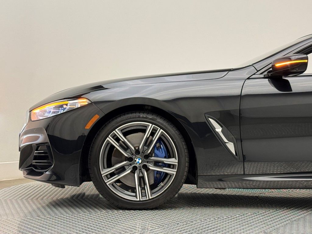 Thumbnail: 2023 BMW 8 Series - 10