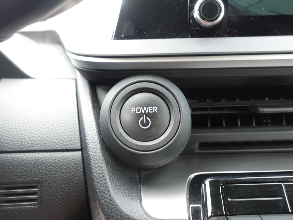 Used 2023  Toyota Limited image 18