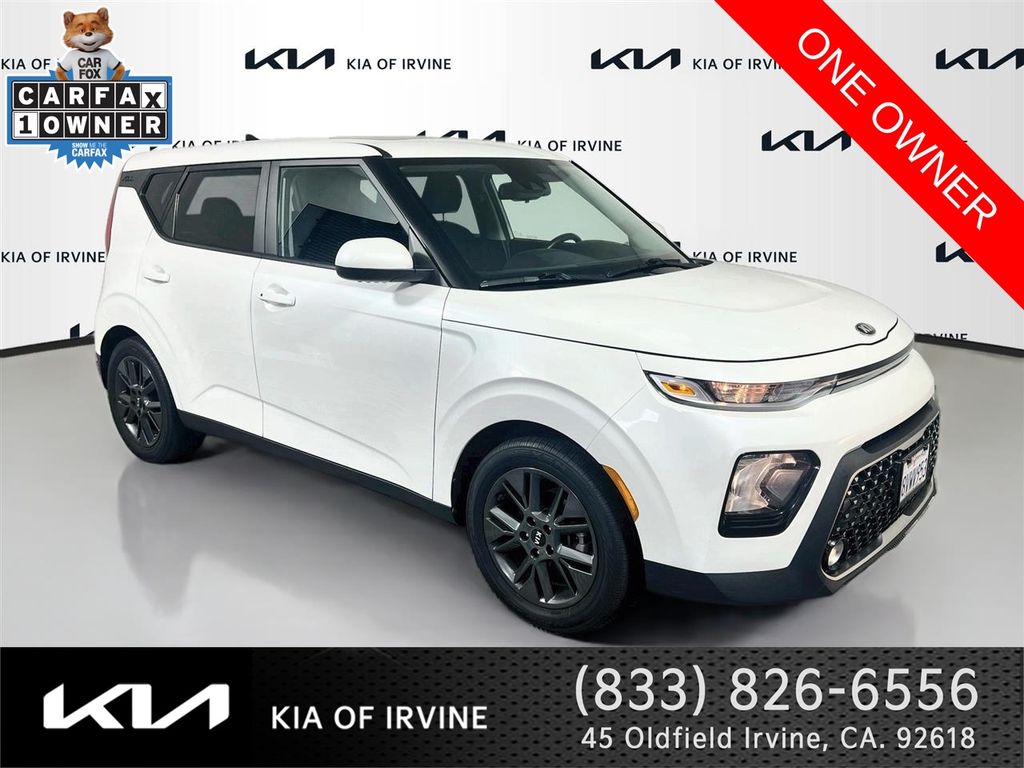 Snow White Pearl 2021 Kia Soul SUV / Crossover Front-Wheel Drive Continuously Variable Transmission