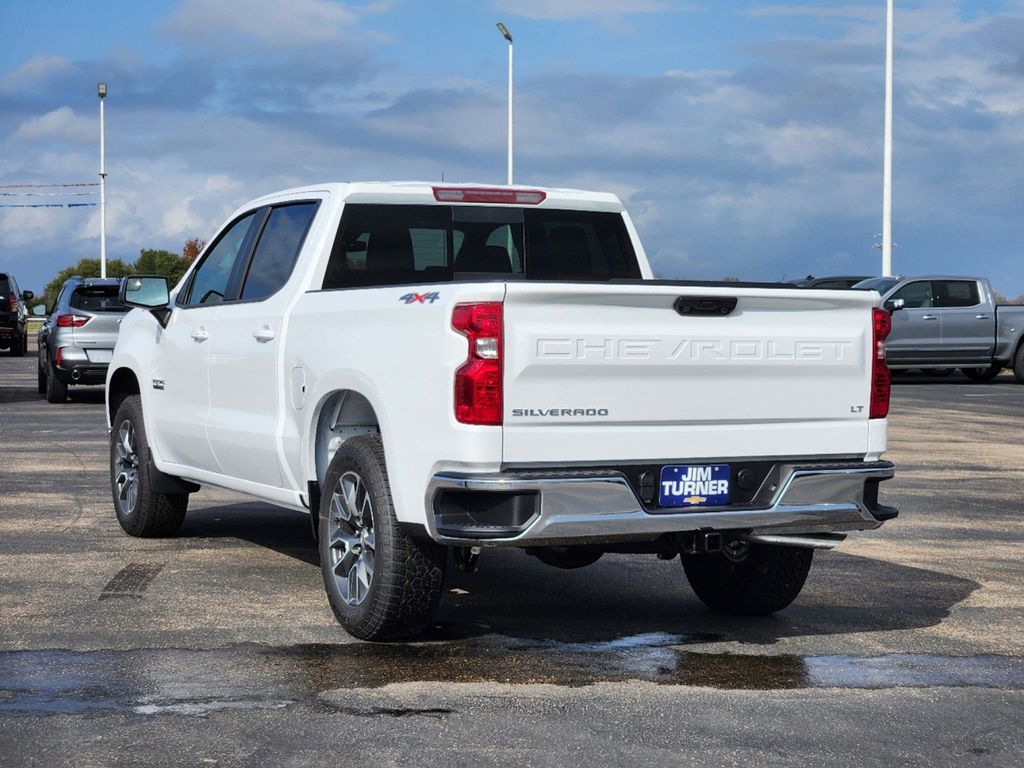 2025 Chevrolet Silverado 1500 LT 4