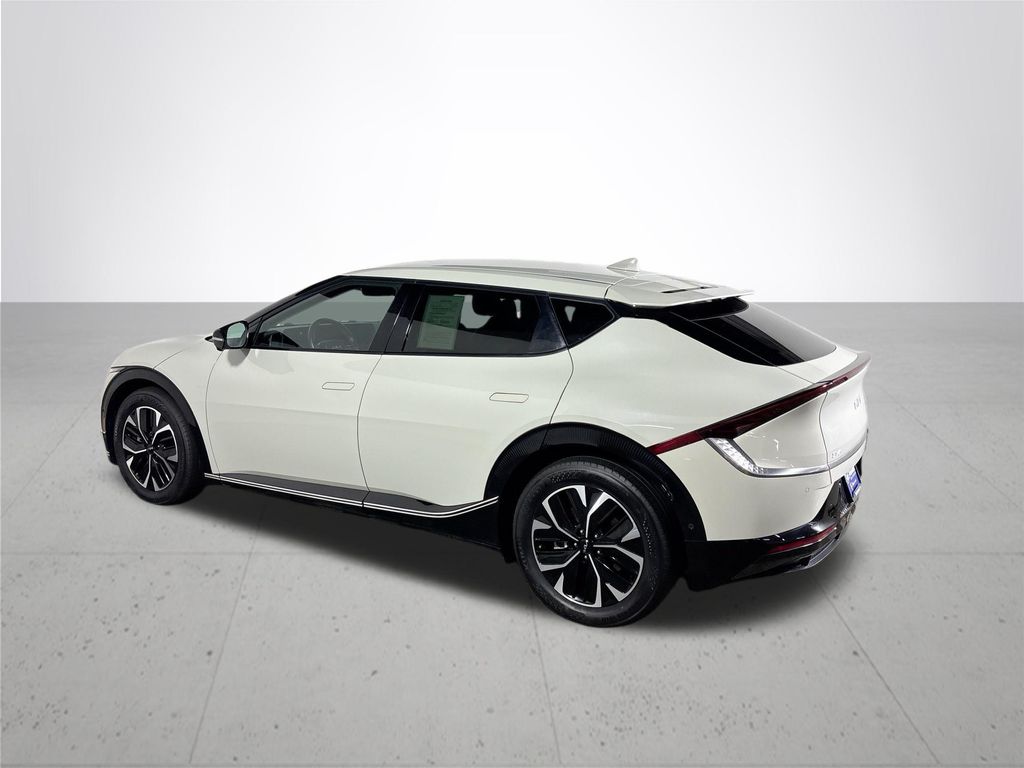 2022 Kia EV6 Wind