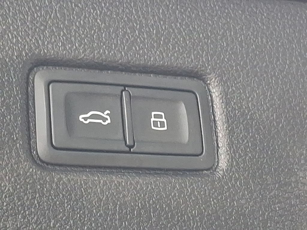 Thumbnail: 2019 Audi Q7 - 29