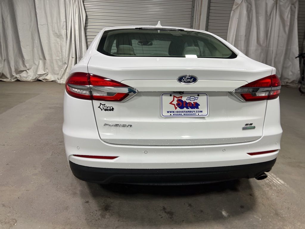 View vehicle photo 6