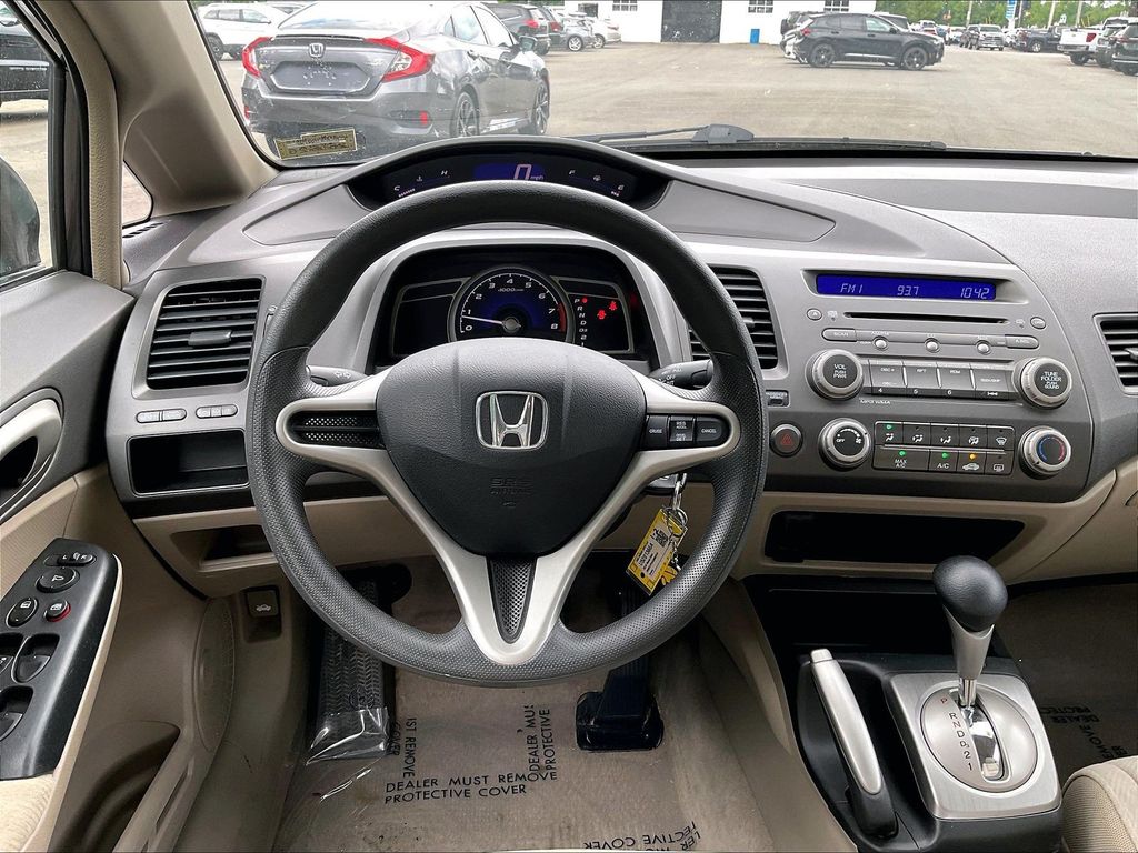 2010 Honda Civic — photo 15