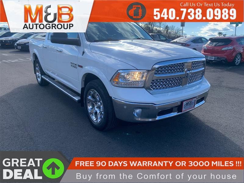 Bright White Clearcoat 2018 RAM 1500 Laramie Crew Cab 4WD Pickup Truck Four-Wheel Drive 8-Speed Automatic