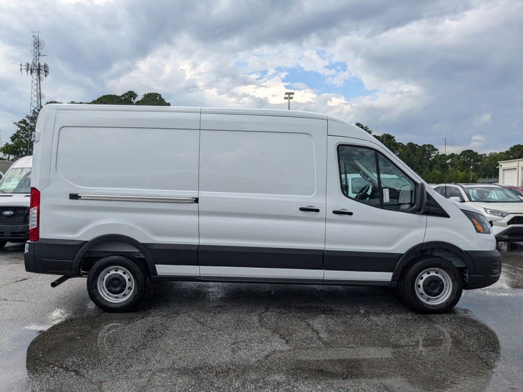 2025 Ford Transit 250
