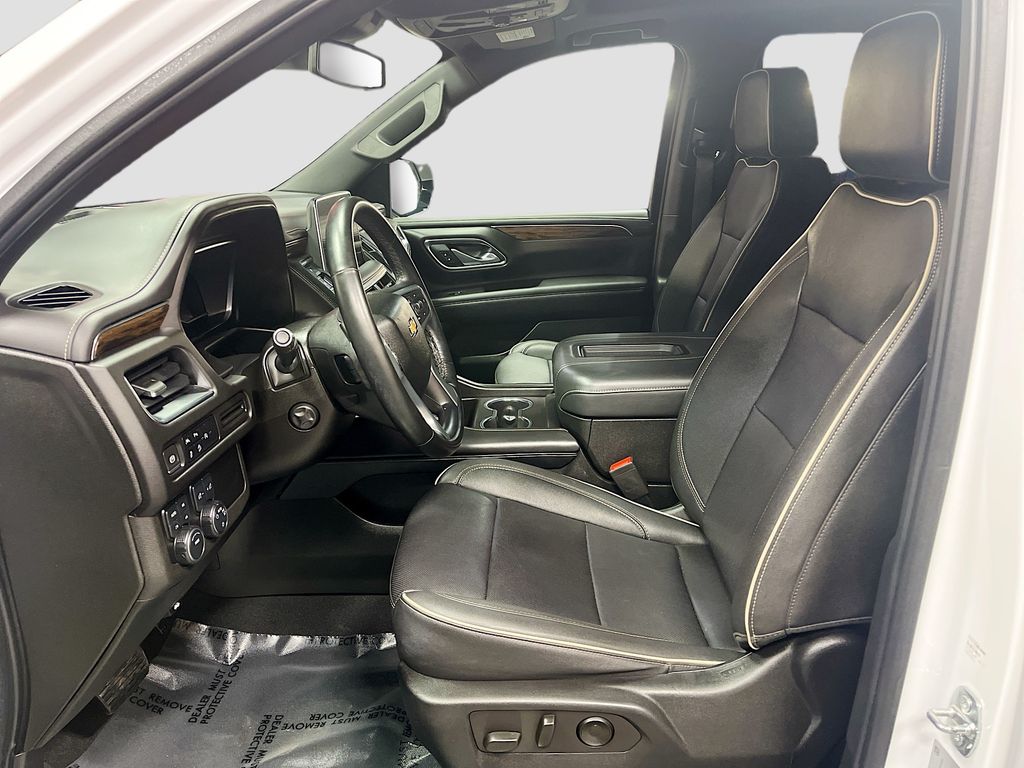 Used 2023 White Chevrolet Premier image 22